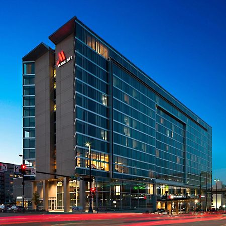 Omaha Marriott Downtown At The Capitol District Hotel Exterior foto